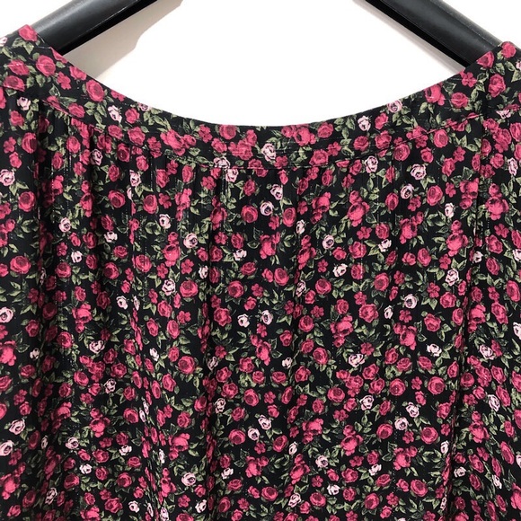 Reitmans | Floral Metallic Chiffon Blouse | 2X - Picture 3 of 16